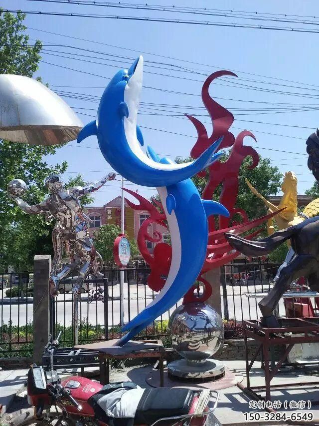 創意不銹鋼海豚雕塑廠家 步行街店門口雕塑 影視劇小品 創意不銹鋼海豚雕塑廠家 步行街店門口雕塑 影視劇小品