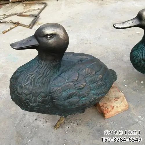 鴨子雕塑廠家，仿真動物， 公園廣場街頭擺件 (7)