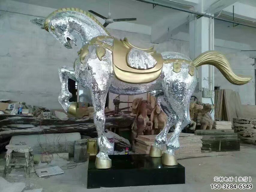 制作奔馬雕塑,鏡面工藝,仿真動物小品 制作奔馬雕塑,鏡面工藝,仿真動物小品
