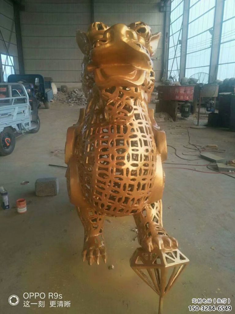 小區貔貅雕塑，拉絲海洋雕塑，抽象效果