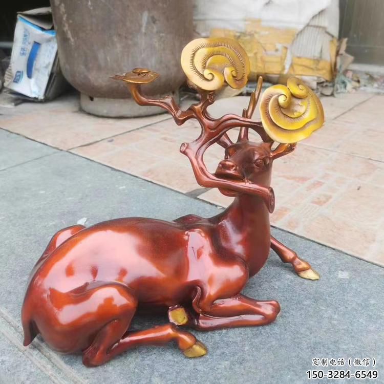 醫院馴鹿雕塑，仿古動漫雕塑，仿古擺件