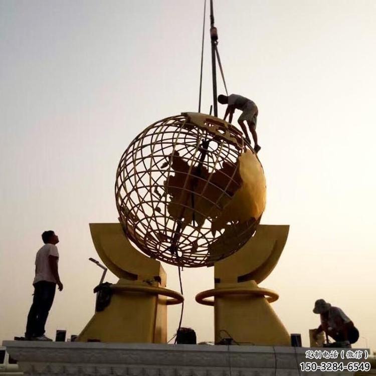 城市地球儀雕塑,網(wǎng)格體育雕塑,古銅效果 城市地球儀雕塑,網(wǎng)格體育雕塑,古銅效果