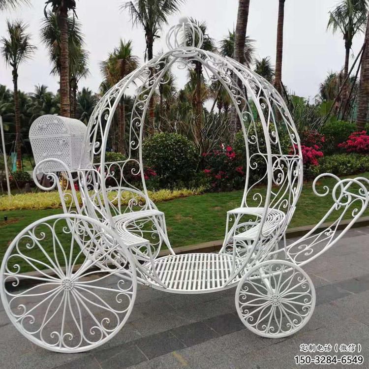 鏤空馬車(chē)雕塑 廣場(chǎng)民俗雕塑 門(mén)口小品 鏤空馬車(chē)雕塑 廣場(chǎng)民俗雕塑 門(mén)口小品