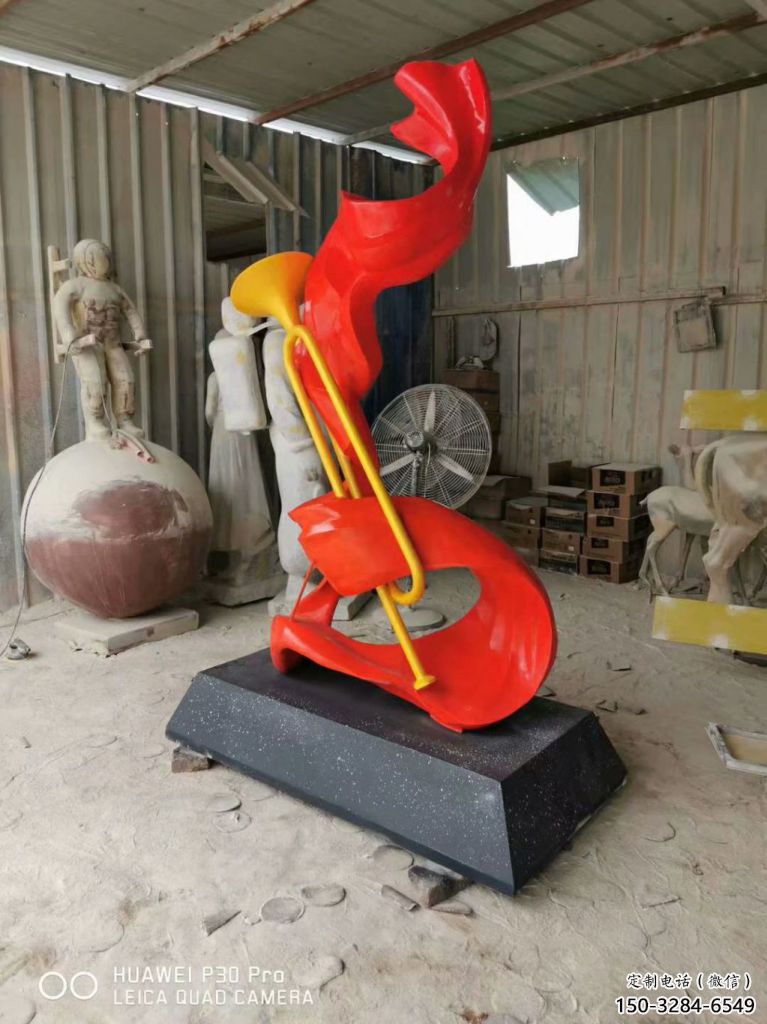創(chuàng)意軍號雕塑 啞光景觀小品 公園雕塑 創(chuàng)意軍號雕塑 啞光景觀小品 公園雕塑