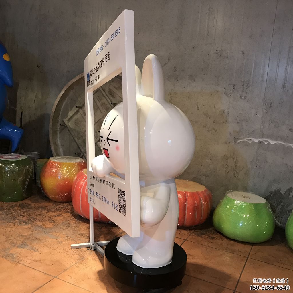 大型公仔雕塑 步行街卡通雕塑 動(dòng)漫擺件 大型公仔雕塑 步行街卡通雕塑 動(dòng)漫擺件