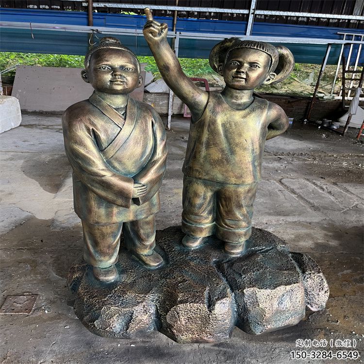 房地產(chǎn)看書雕塑 現(xiàn)代人物雕塑 幾何學生雕塑
