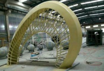 大型不銹鋼拱門雕塑，鏤空烤漆工藝制作