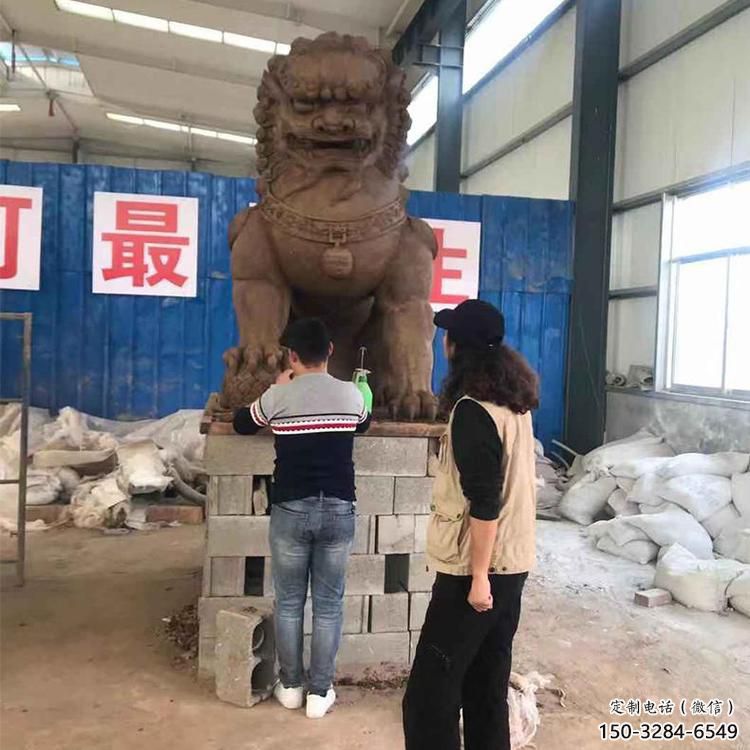制造獅子雕塑專供，地標擺件，蹲獅雕塑磨具