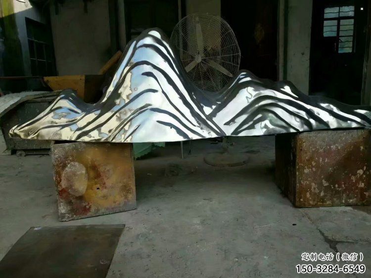 小區(qū)假山雕塑,拉絲景觀雕塑,抽象效果 小區(qū)假山雕塑,拉絲景觀雕塑,抽象效果