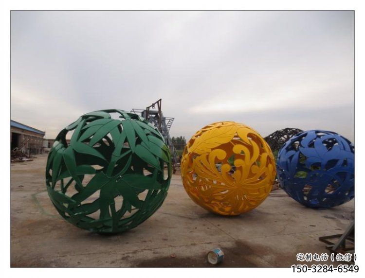 鏤空花紋球雕塑定做,廣場雕塑,不銹鋼花紋球雕塑優選 鏤空花紋球雕塑定做,廣場雕塑,不銹鋼花紋球雕塑優選