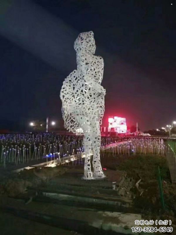 鏤空人物雕塑預(yù)定,城區(qū)小品,現(xiàn)代鐵藝人物雕塑制造商 鏤空人物雕塑預(yù)定,城區(qū)小品,現(xiàn)代鐵藝人物雕塑制造商