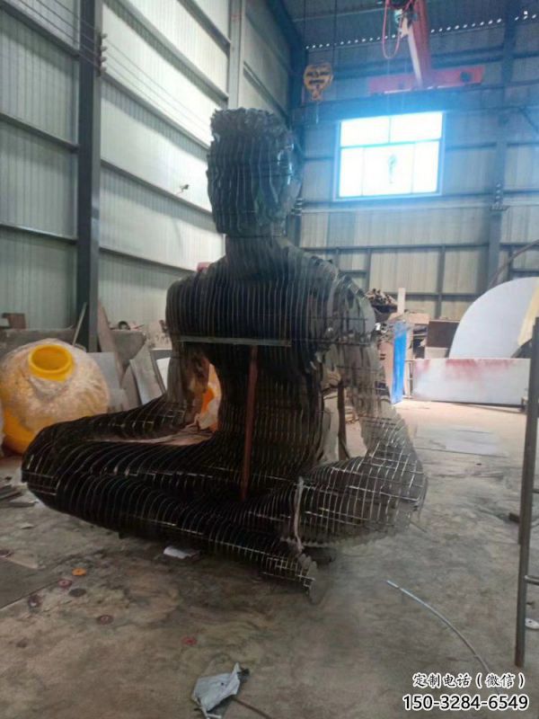 現(xiàn)代鏤空人物雕塑優(yōu)選,圓雕體系,鐵藝坐式人物雕塑選定 現(xiàn)代鏤空人物雕塑優(yōu)選,圓雕體系,鐵藝坐式人物雕塑選定