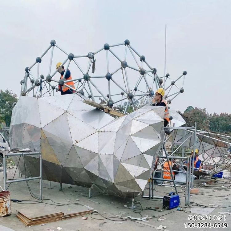 熊貓雕塑制造,街景小品,景觀切面熊貓雕塑優(yōu)價 熊貓雕塑制造,街景小品,景觀切面熊貓雕塑優(yōu)價