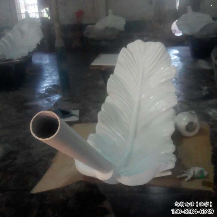 羽毛雕塑服務(wù)商，噴泉雕塑，玻璃鋼羽毛雕塑訂做