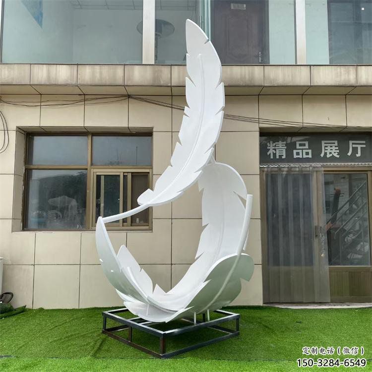雕塑制造,白鋼構(gòu)件,仿真烤漆羽毛雕塑提供 雕塑制造,白鋼構(gòu)件,仿真烤漆羽毛雕塑提供