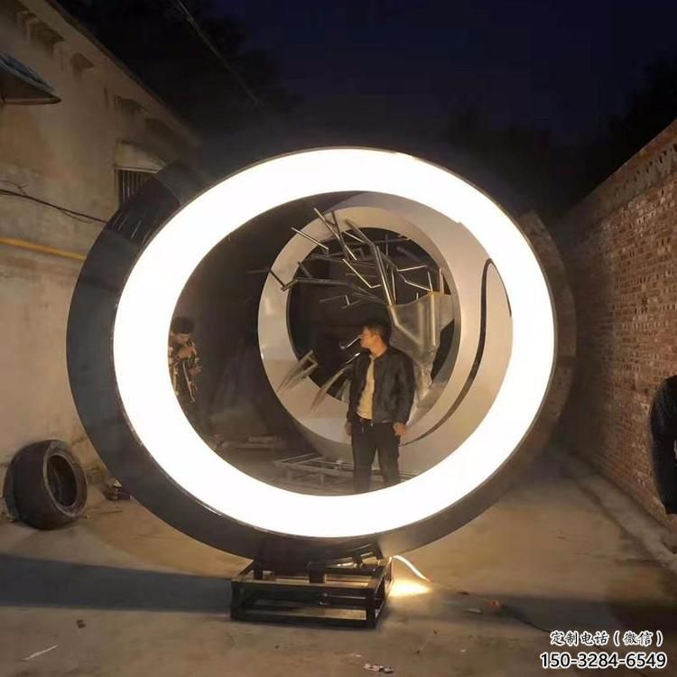 圓環雕塑制造商,城區小品,不銹鋼圓環雕塑制作定制 圓環雕塑制造商,城區小品,不銹鋼圓環雕塑制作定制