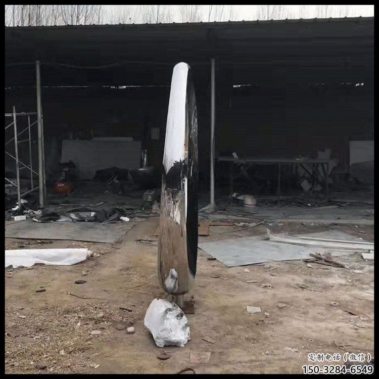 抽象月牙雕塑,小區(qū)雕塑,鏤空月牙雕塑制作精選 抽象月牙雕塑,小區(qū)雕塑,鏤空月牙雕塑制作精選