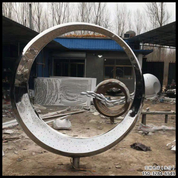 月牙雕塑定價，街頭雕塑，烤漆鏤空月牙雕塑定價