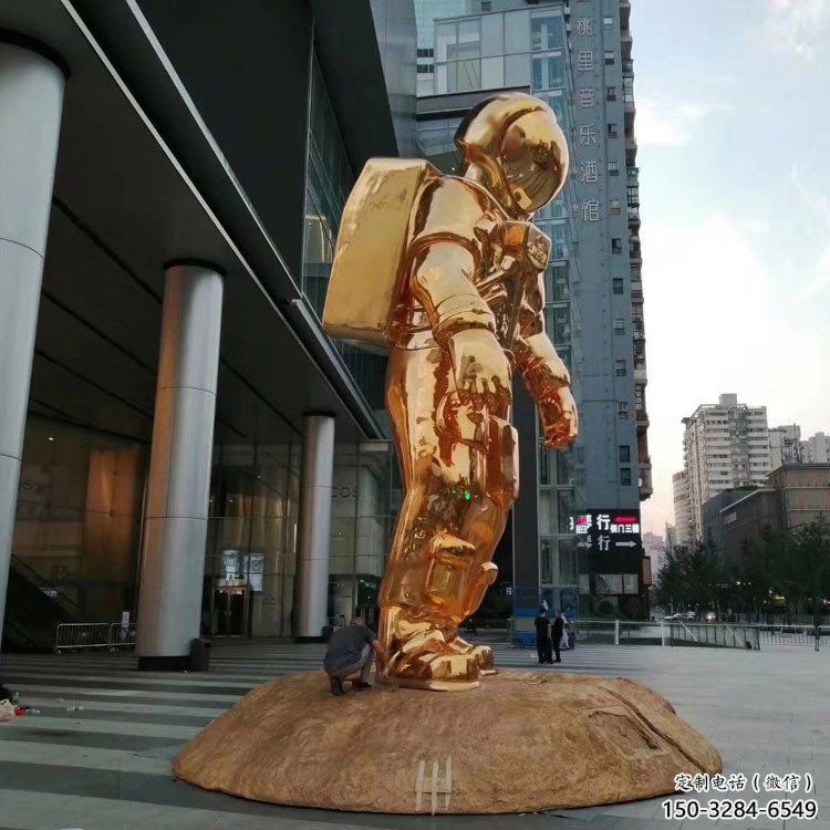 喀什航天太空人雕塑 喀什航天太空人雕塑