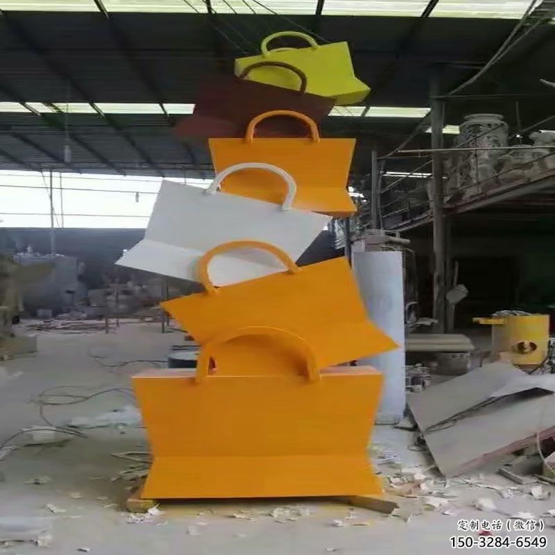 江北烤漆挎包雕塑制造商，室外軟裝，景觀挎包雕塑制作
